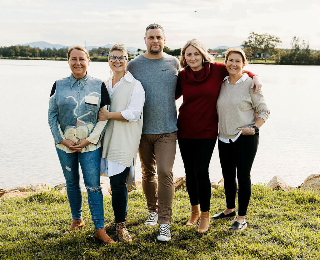 The Valley Hub Team. Featuring L to R: Ali Buckley, Stefo Kay, Brody Simon, Penny Coulter and Deanna Lines (Photo @alicepaynephotogrpahy)